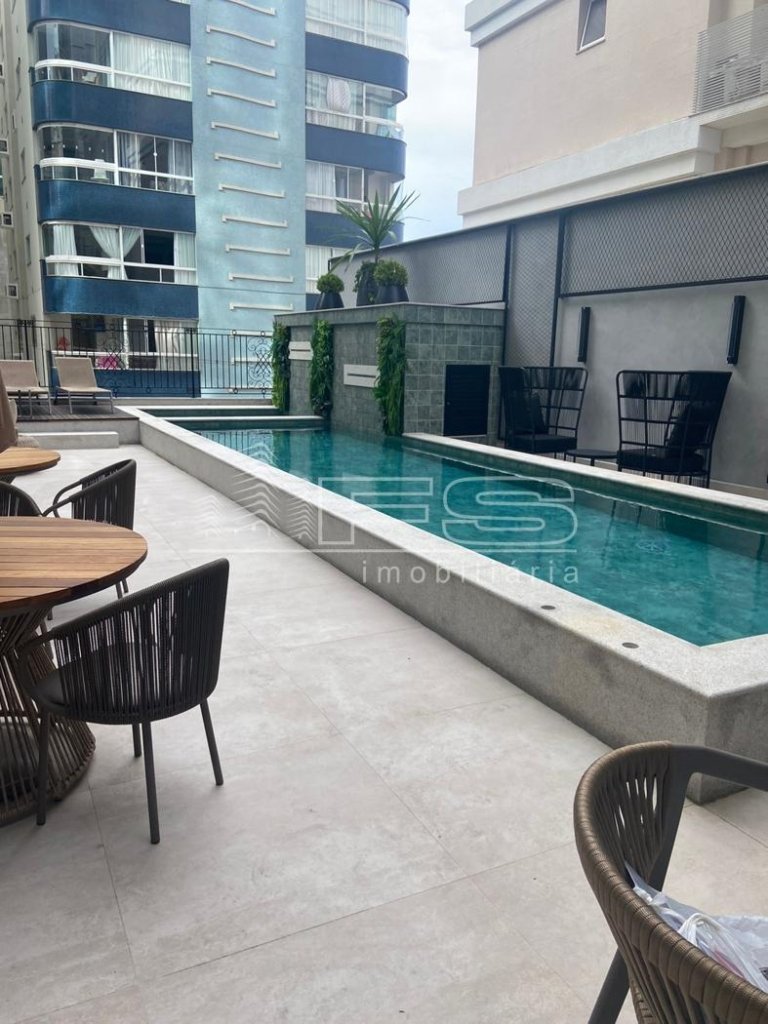  Cambirela, quadra mar, 3 suites, Meia Praia, Itapema - SC
