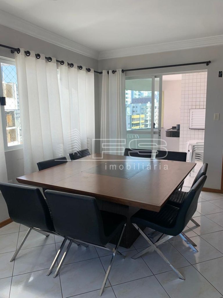 Água Verde, 3 dormitórios, quadra mar, Meia Praia, Itapema – SC