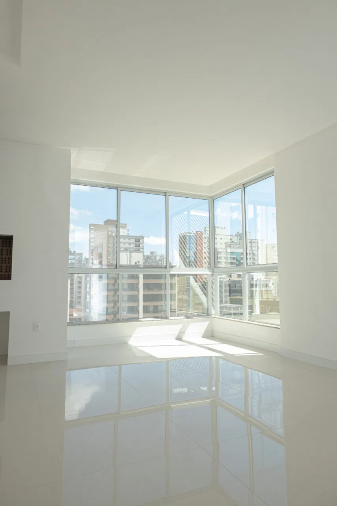 4765 - Villa Firenze, 3 dormitórios, Meia Praia, Itapema - SC