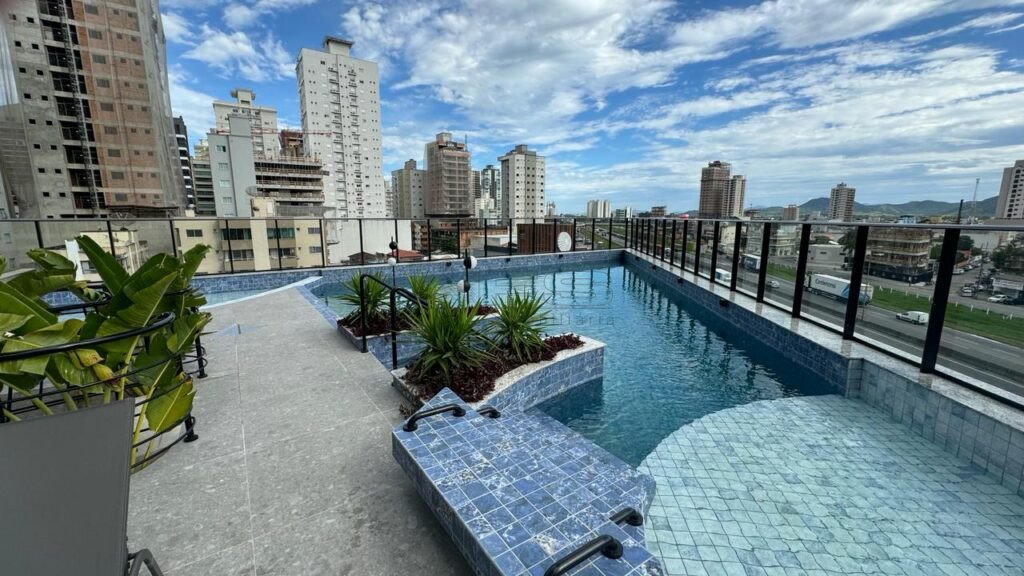 4955 - Zurich Residence, 3 suítes, Meia Praia, Itapema - SC