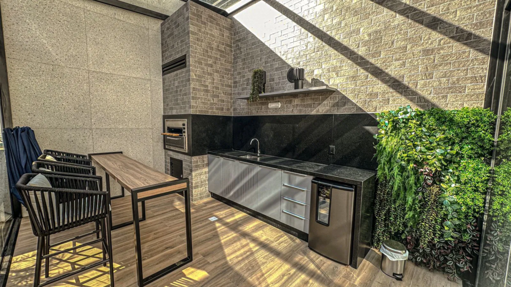 2824 - Nizuc Residence, 3 suítes, Meia Praia, Itapema - SC