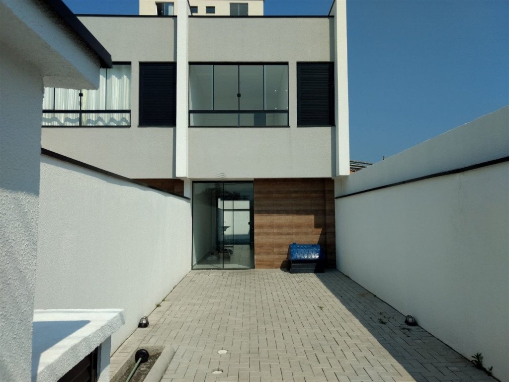 V10043 - Residencial Arthur, Sobrado, 2 suítes, Perequê, Porto Belo