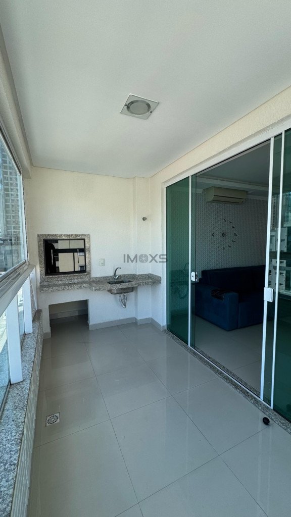 V10079 - Residencial Veneza, 2 suítes, Meia Praia, Itapema
